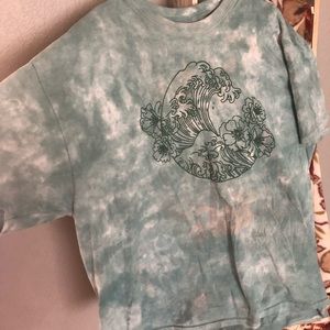 Oversized graphic tee